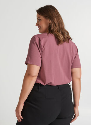 Basic T-Shirt , Rose Brown, Model image number 0