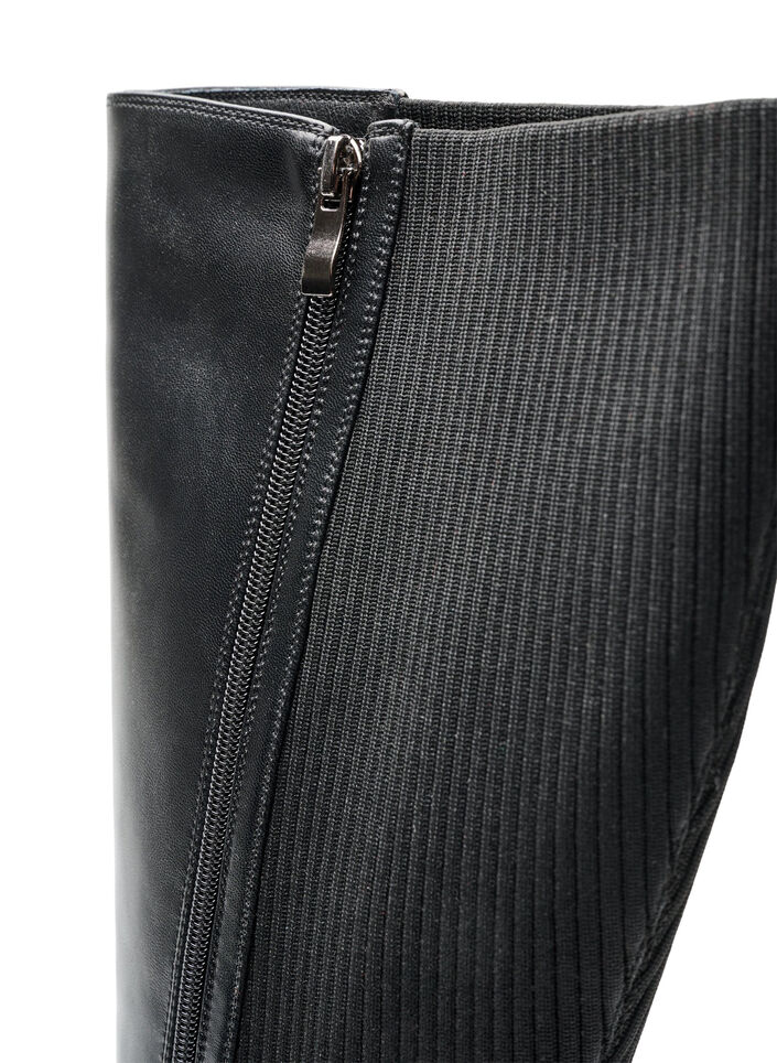 Langer Stiefel mit gerippten Eins&auml;tzen, Schwarz, Packshot image number 2