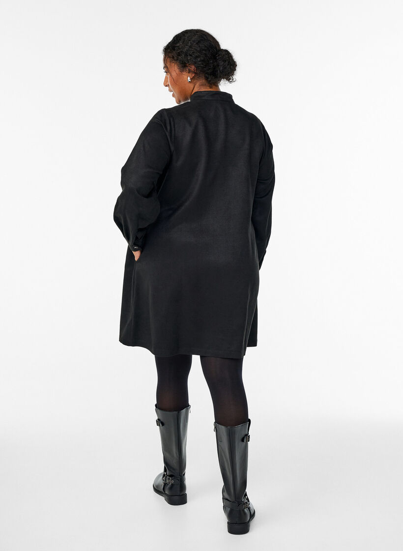 Langes Hemd aus Wildlederimitat mit Reißverschluss, Schwarz, Model image number 2