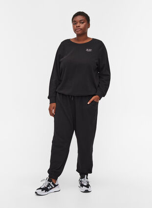 Sweatshirt aus Baumwollmischung, Black, Model image number 2