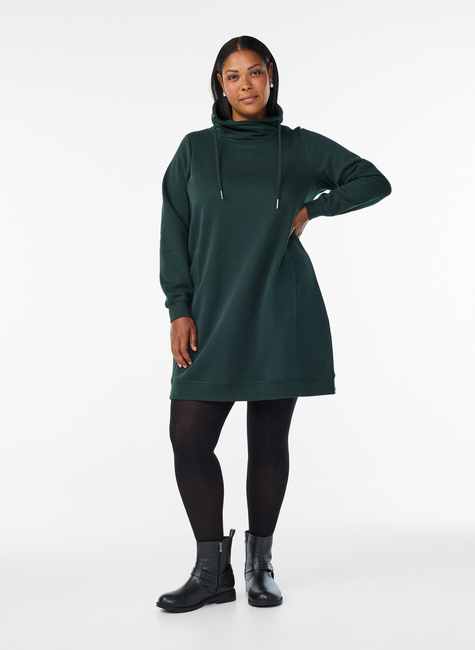 ZizziKurzes Sweatshirtkleid mit Stehkragen und Taschen, Gr&uuml;n, Model image number 1