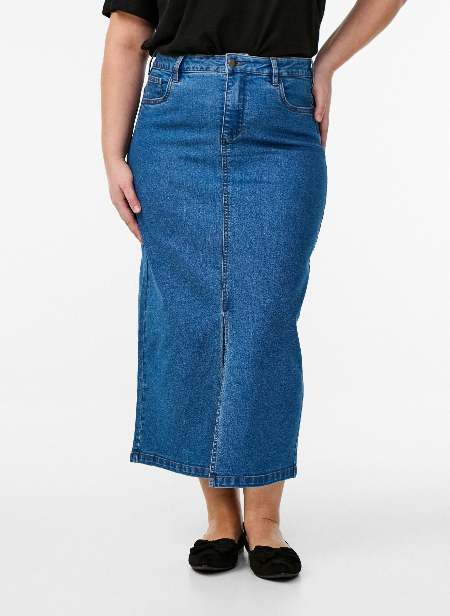 ZizziFLASH - Midi-Jeansrock mit vorderem Schlitz, Blau, Model image number 2