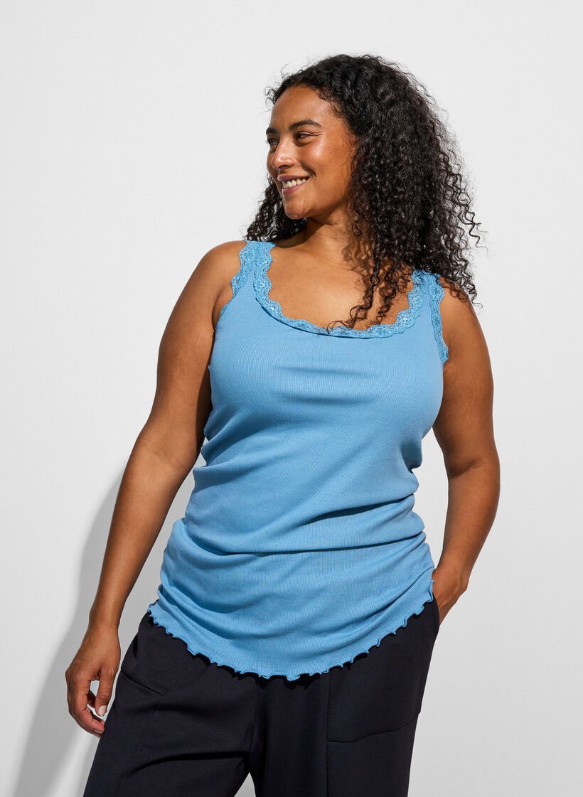 Top mit Spitzensaum, Blau, Model image number 3