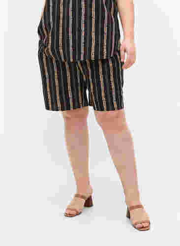 Shorts mit Print und Taschen, Graphic Stripe, Model image number 2