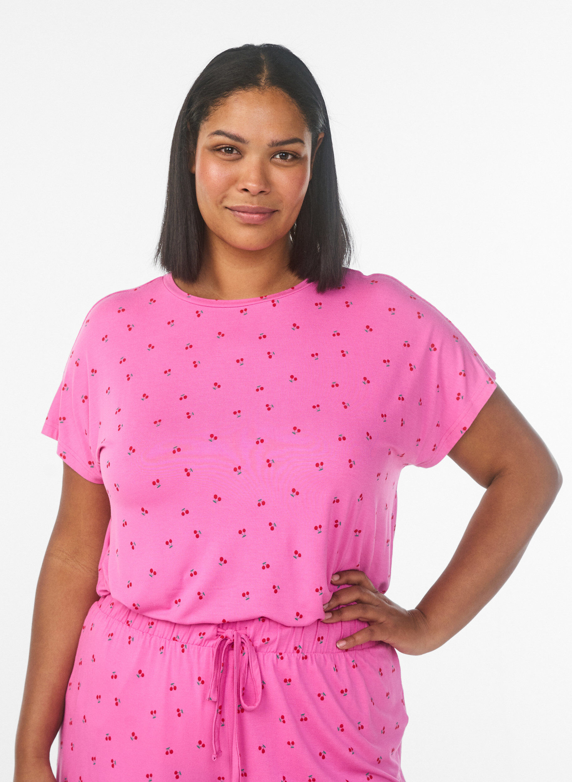 ZizziPyjamashorts aus Viskosejersey mit Allover-Print, Pink, Model image number 0