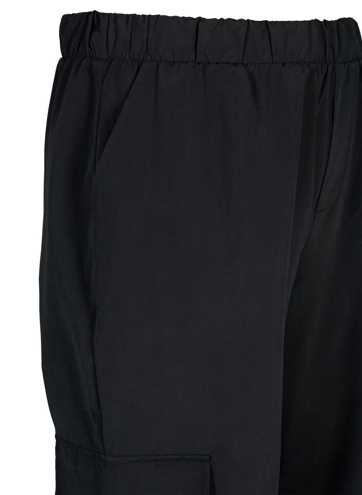 Cropped Cargohose mit verstellbarem Gummizug, Black, Packshot image number 2