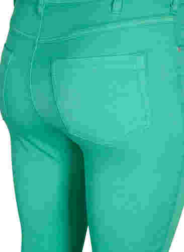 Hochtaillierte Amy jeans in Super Slim Fit, Holly Green, Packshot image number 3