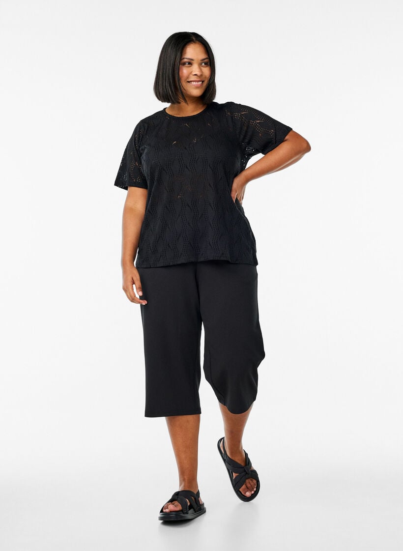 Hochtaillierte Knickerbocker mit lockerem Schnitt, Schwarz, Model image number 0