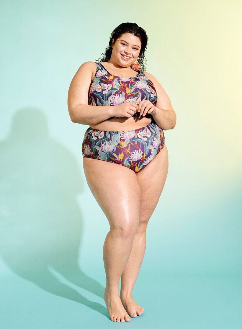 Bikini mit tropischem Muster, , Model