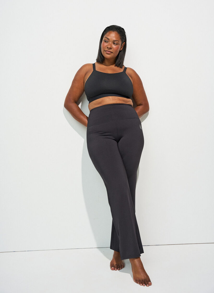 Ausgestellte Trainingshose mit hoher Taille, Schwarz, Model image number 1