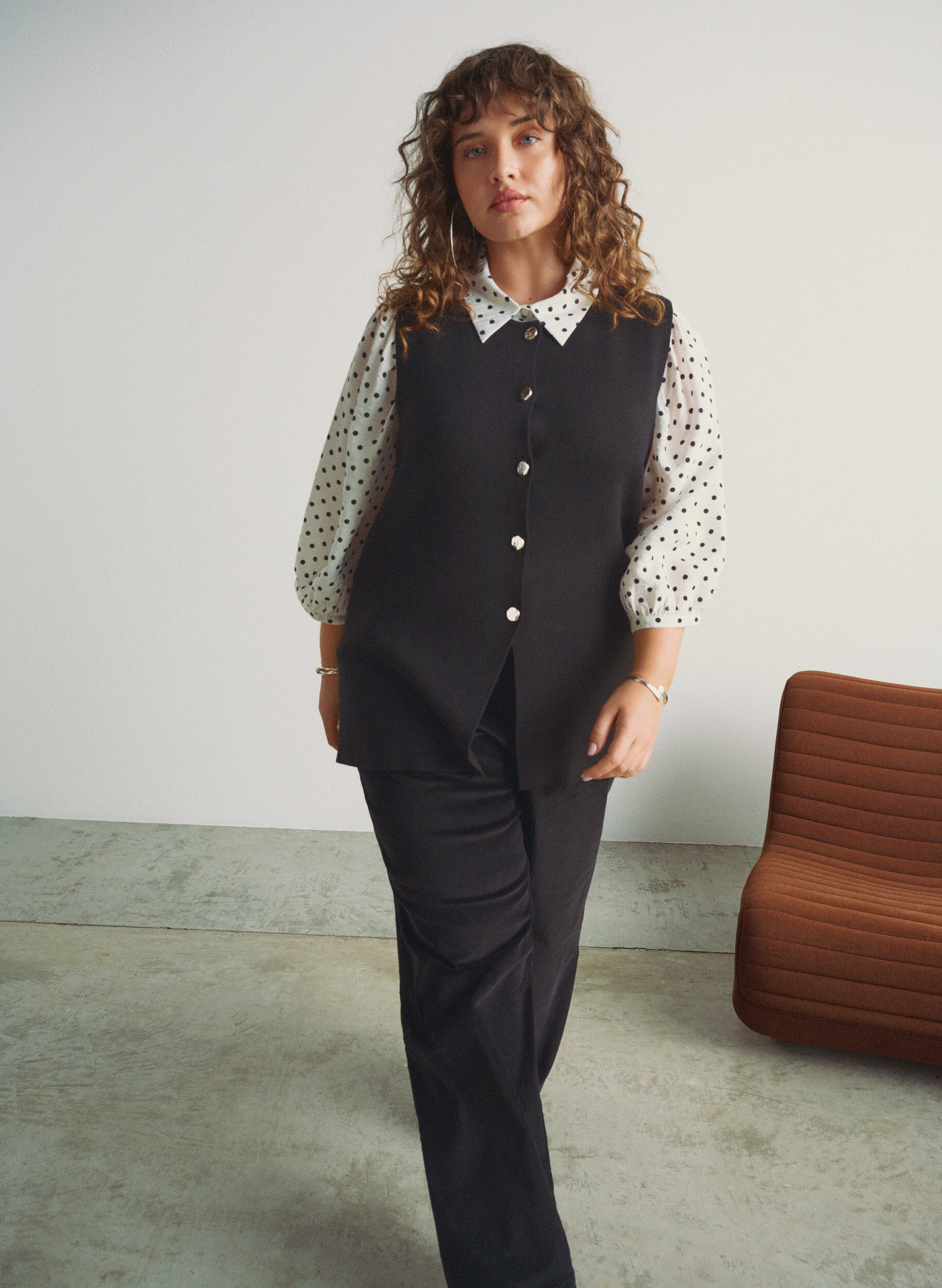 ZizziHoch taillierte Cordhose mit weiten Beinen, Schwarz, Image image number 0