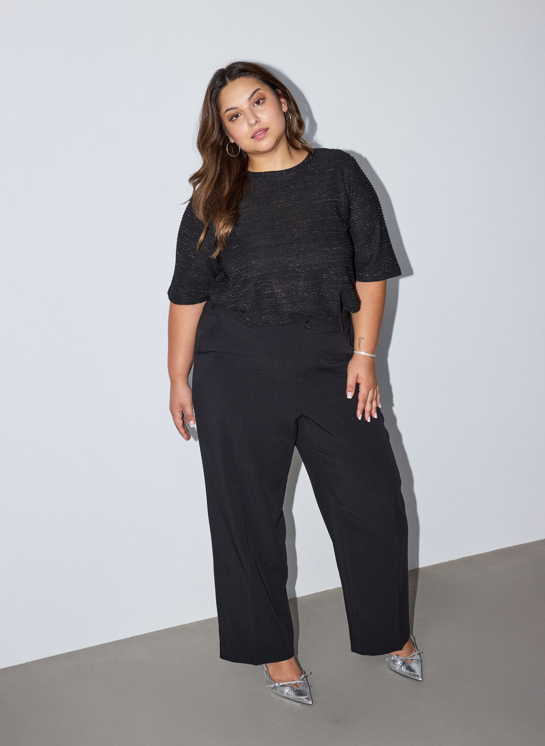 ZizziBluse mit Struktur und Glitzer, Schwarz, Model image number 1