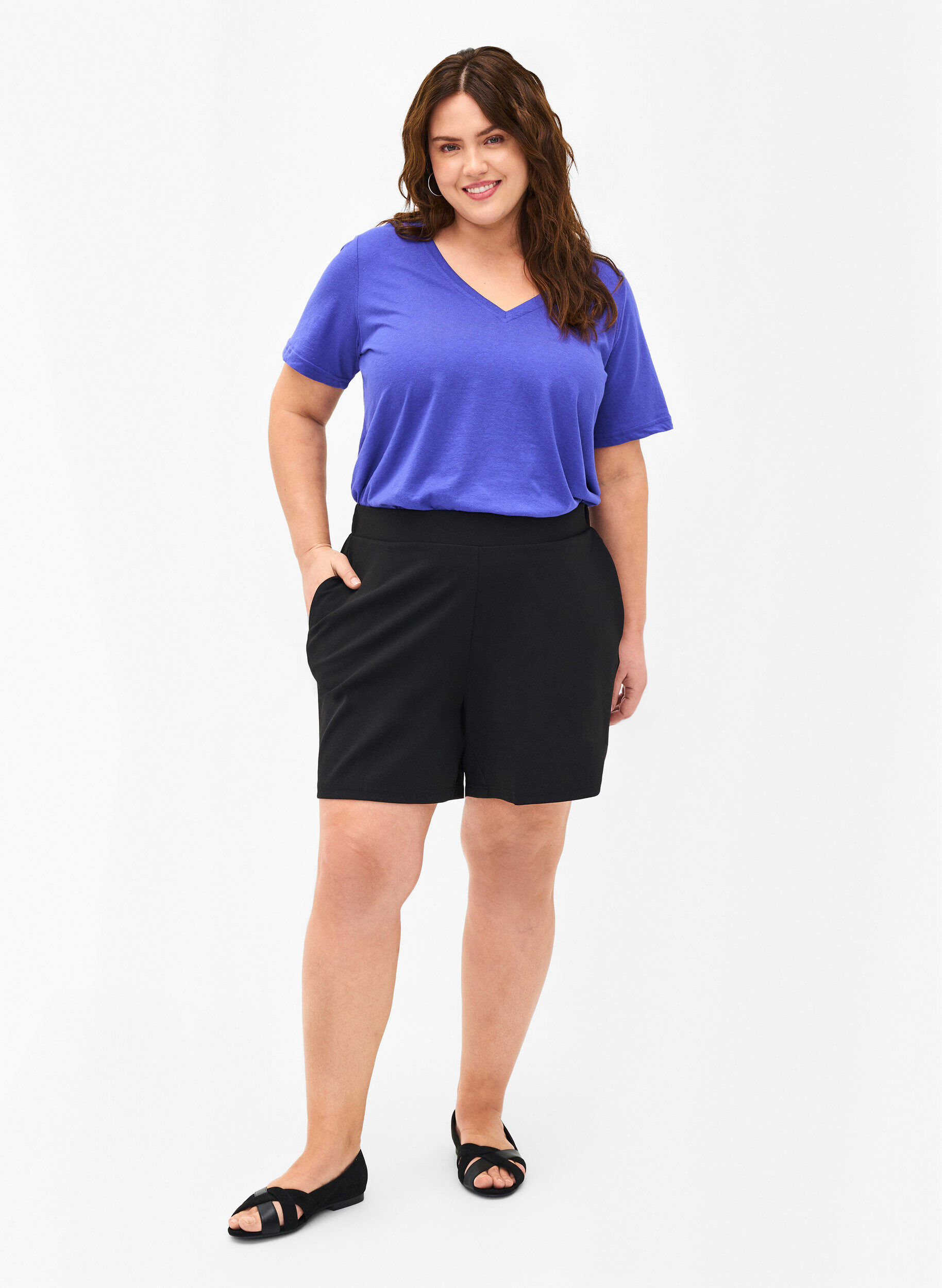 ZizziFLASH - T-Shirt mit V-Ausschnitt, Royal Blue, Model image number 2