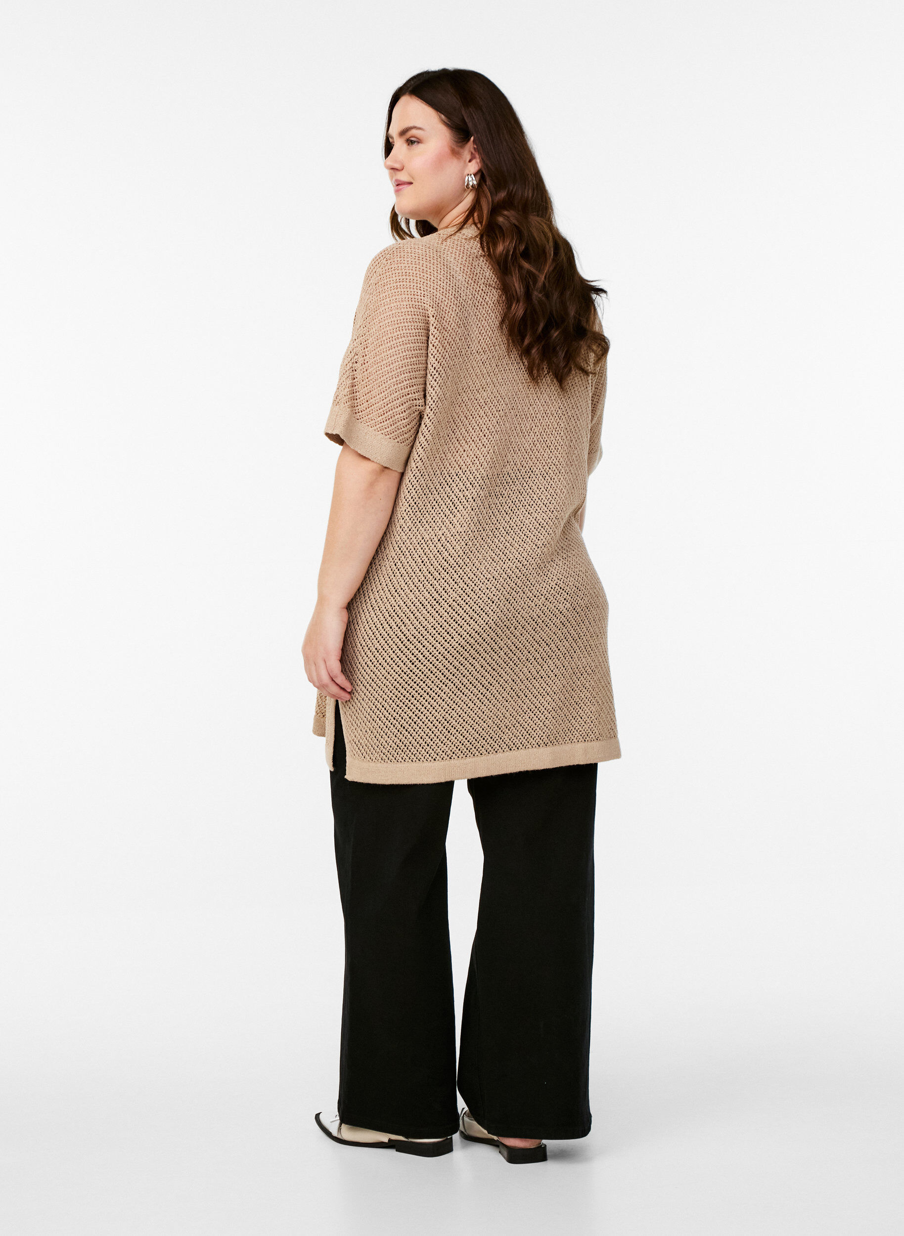 ZizziFLASH - Kurzarmpullover mit V-Ausschnitt, Beige, Model image number 2
