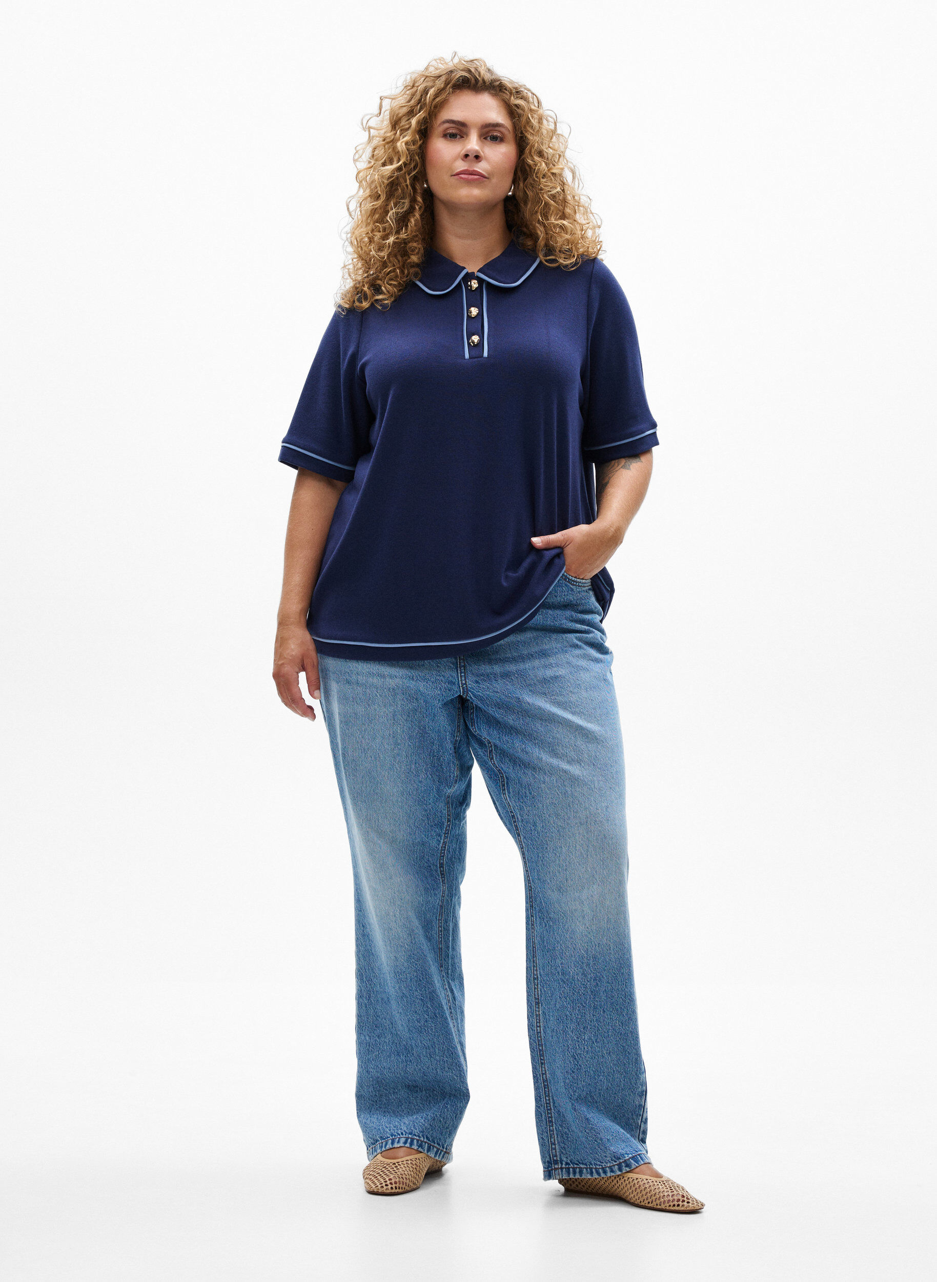 ZizziPoloshirt aus Jersey mit kontrastierenden Bes&auml;tzen, Blau, Model image number 1