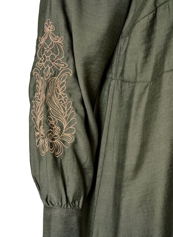 Kleid aus Viskose mit Stickerei und Stufenvolants, Gr&uuml;n, Packshot image number 3