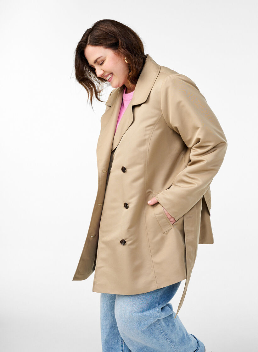 Kurzer Trenchcoat mit Gürtel, Beige, Model image number 3