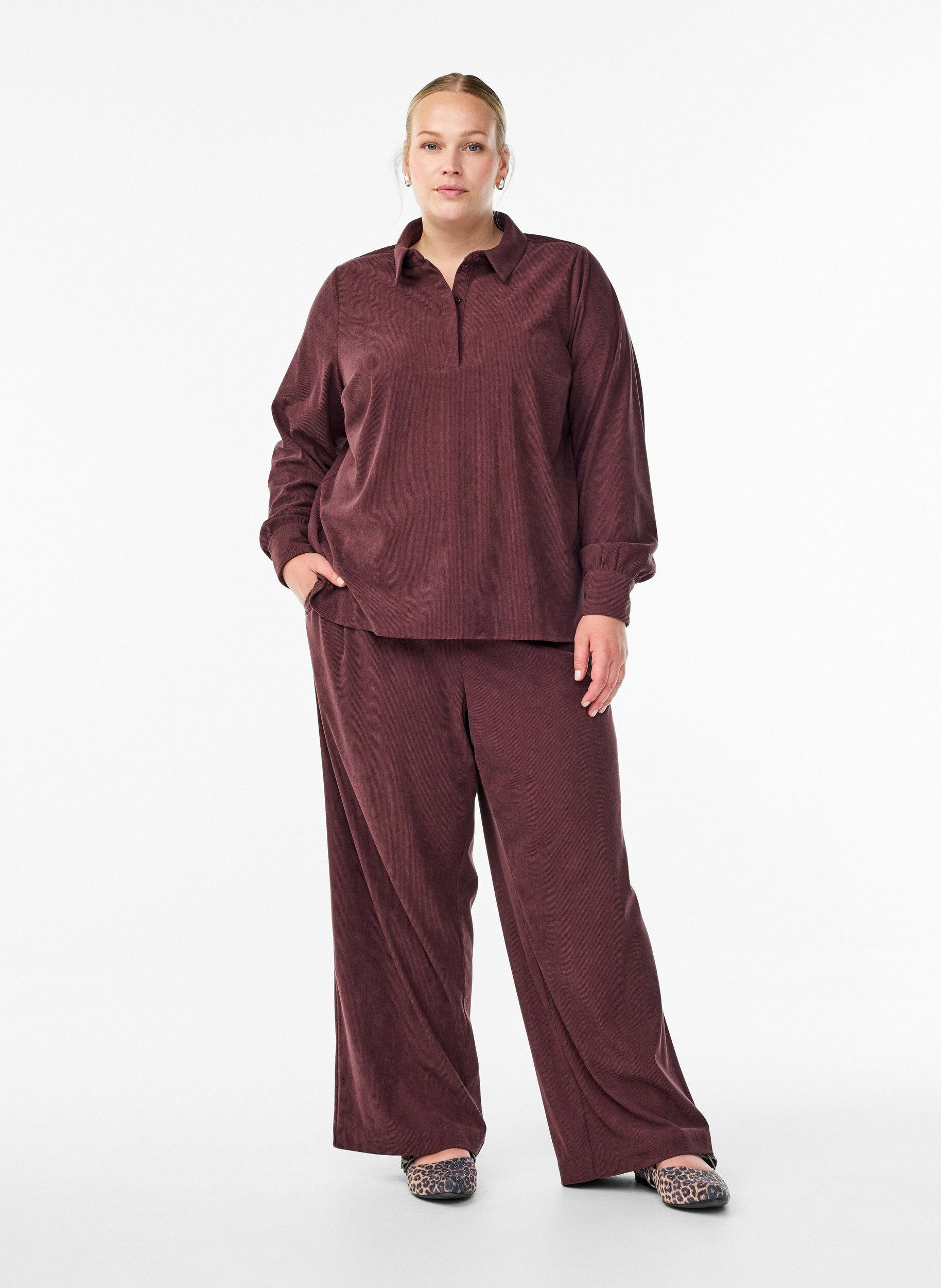ZizziLang&auml;rmlige Bluse aus Cord, Dunkles Bordeaux, Model image number 1