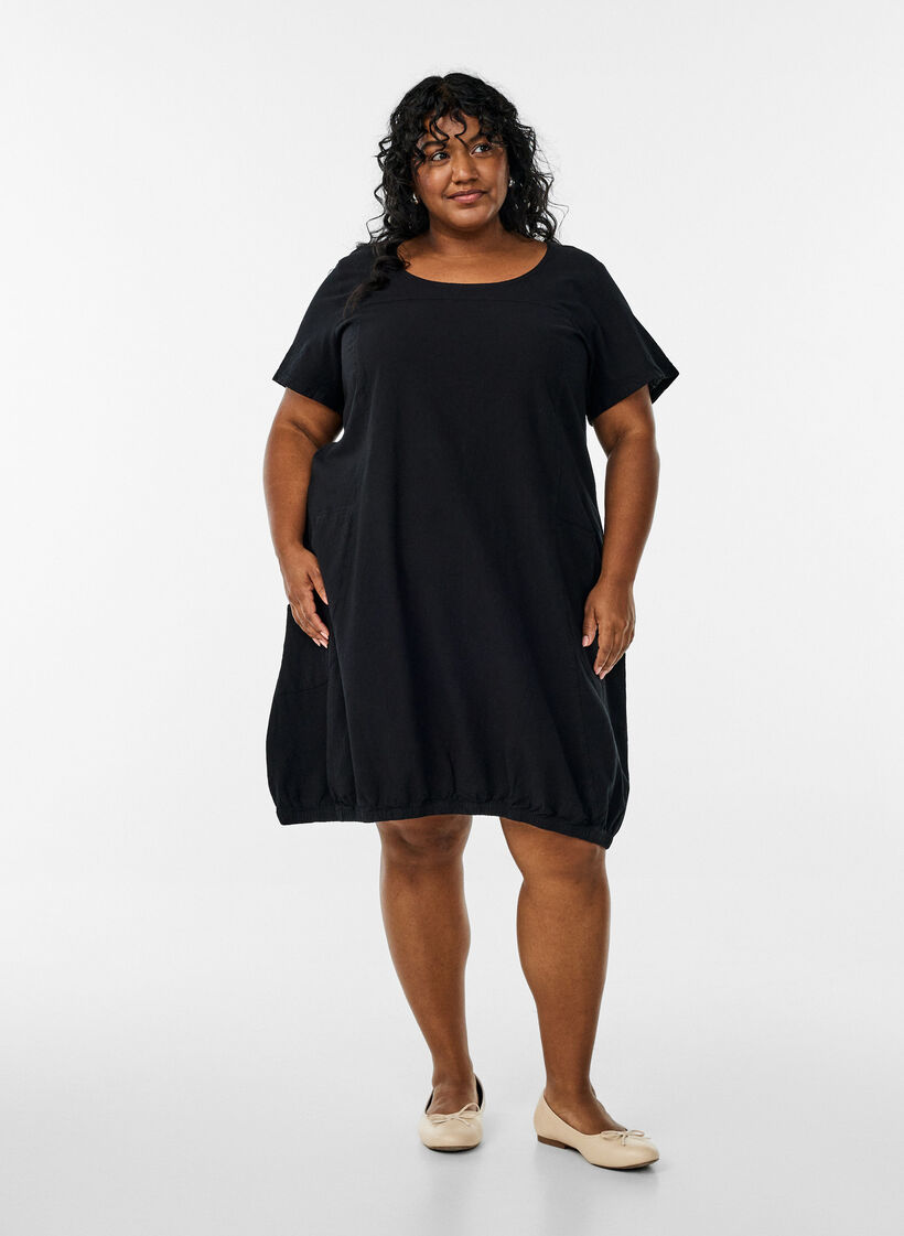 Kurzarm Kleid aus Baumwolle, Schwarz, Model image number 1