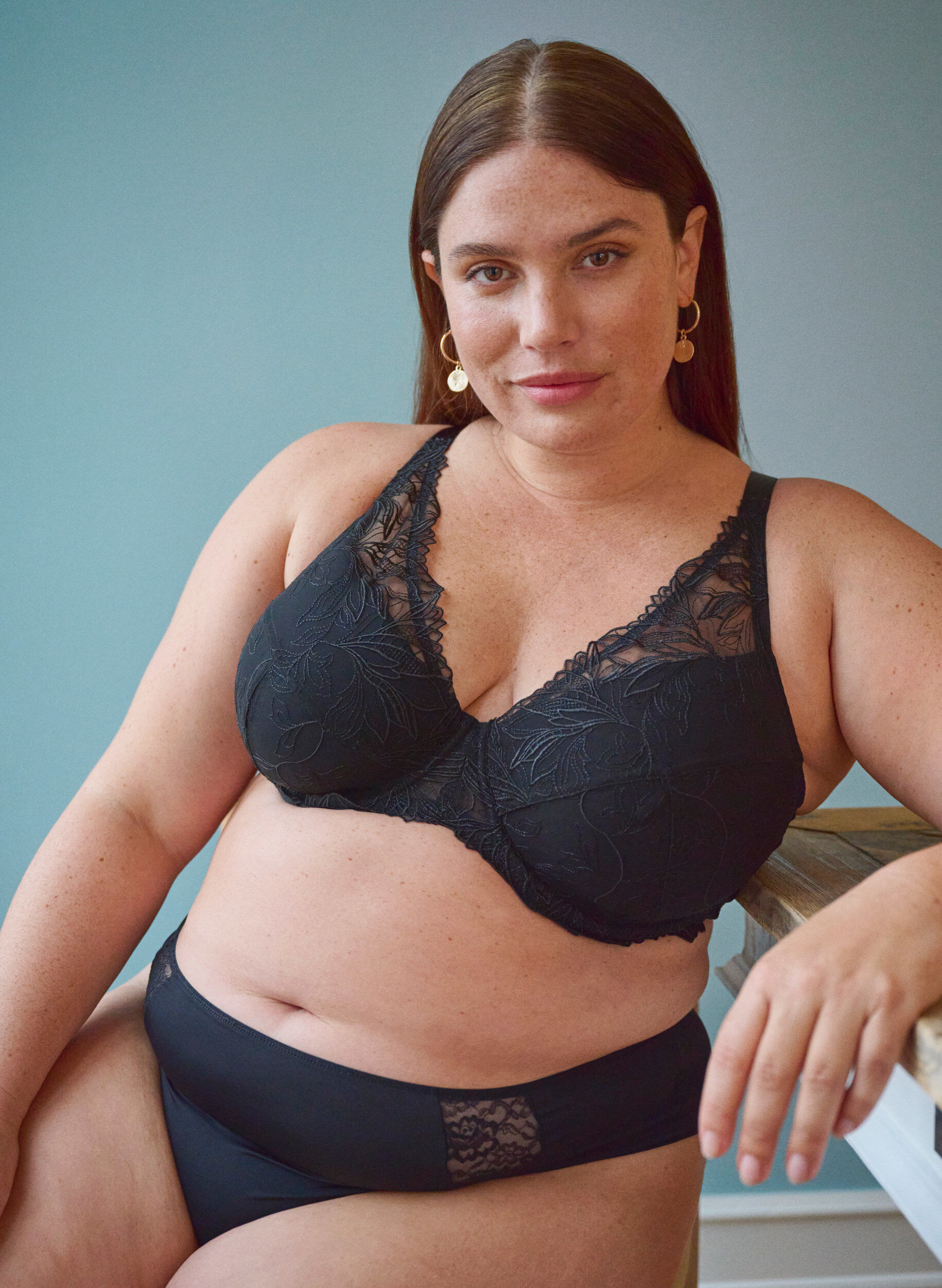 Zizzi3er Pack G-Strings mit Spitzendetails, Schwarz, Image image number 0