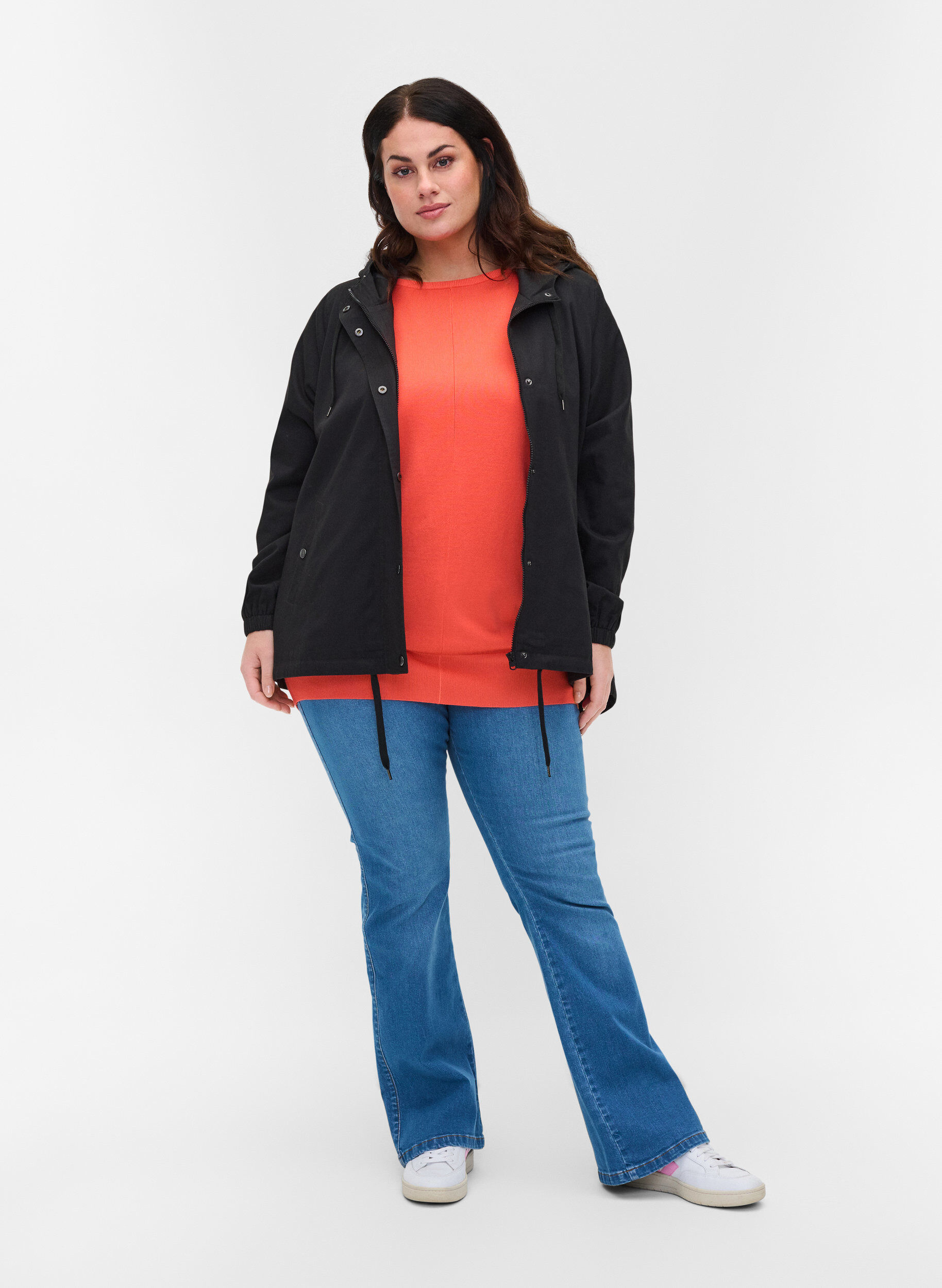 ZizziKurze Parkajacke mit Kapuze und Kordelzug, Black, Model image number 2