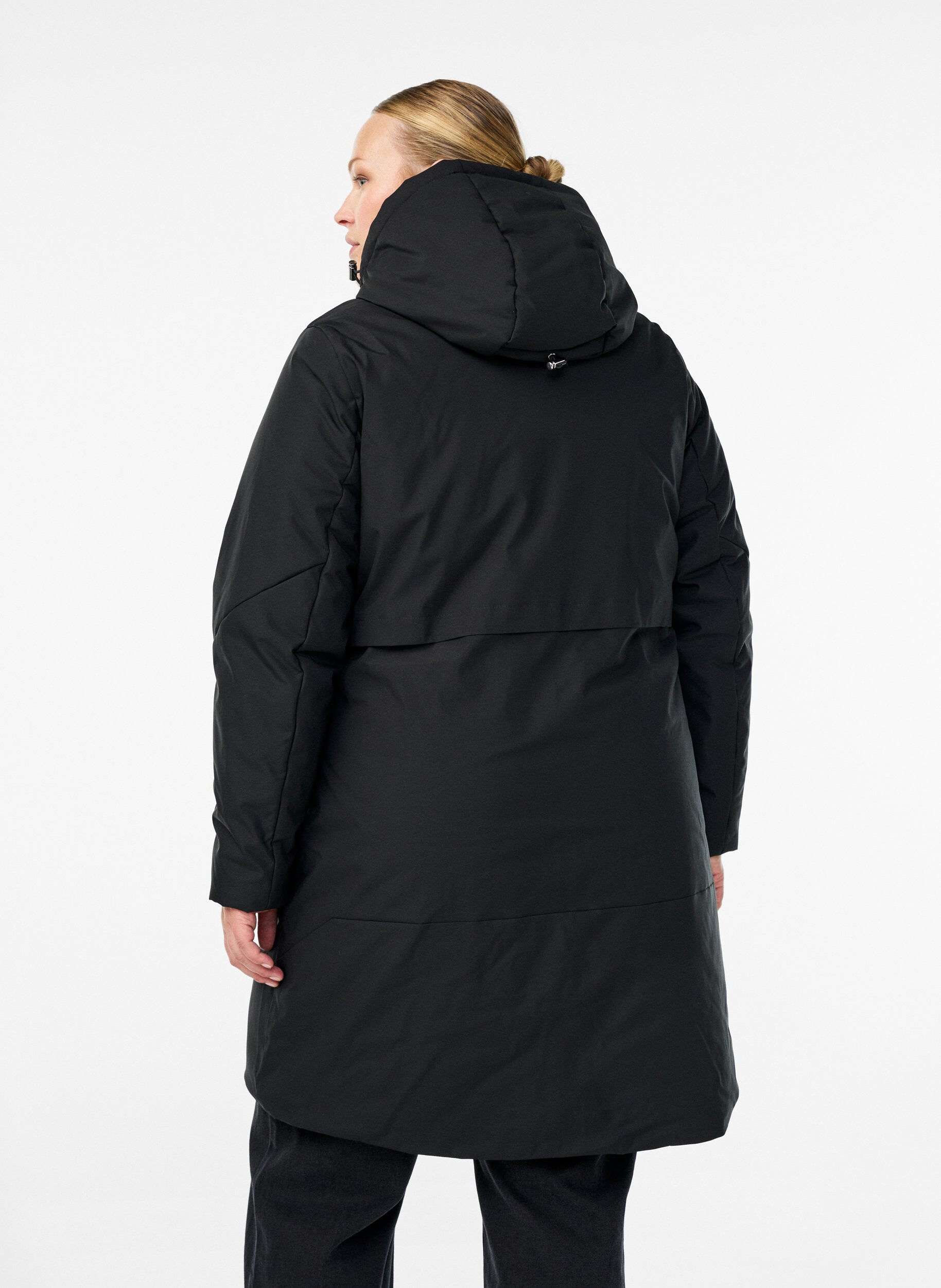 ZizziWinterjacke mit verstellbarer Taille, Schwarz, Model image number 2