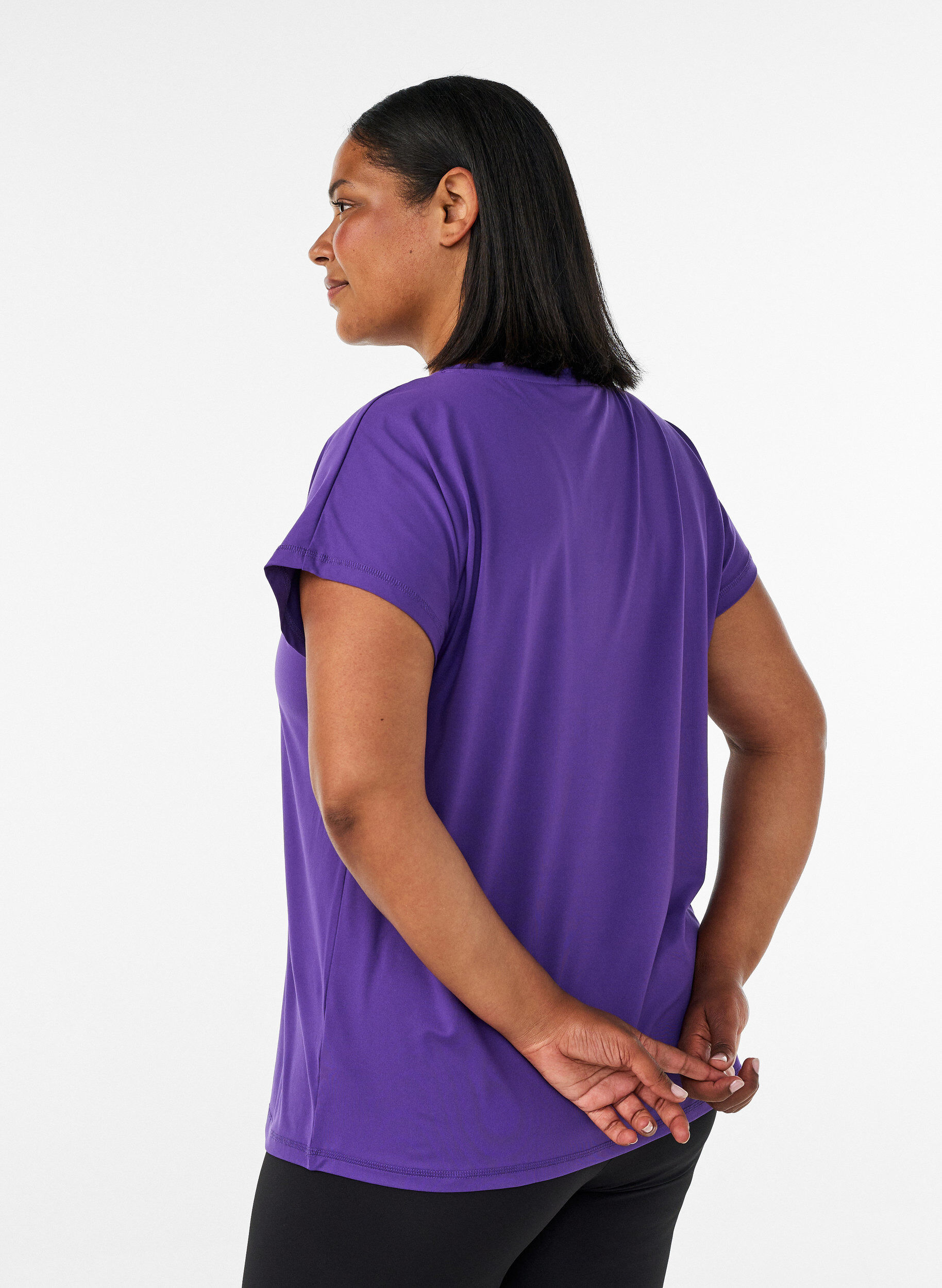 ZizziEinfarbiges Trainings-T-Shirt, Lila, Model image number 2