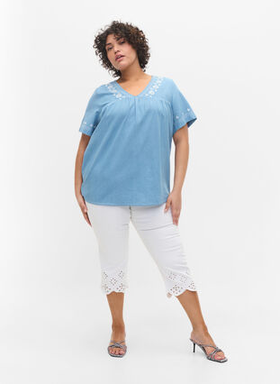 Kurzärmelige Bluse mit Stickerei, Light blue denim, Model image number 2