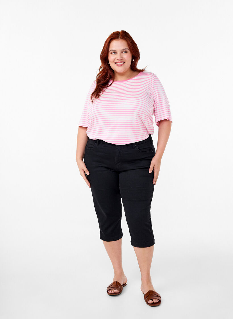 Gestreiftes T-Shirt aus Lyocell mit Rundhalsausschnitt, Rot, Model image number 1