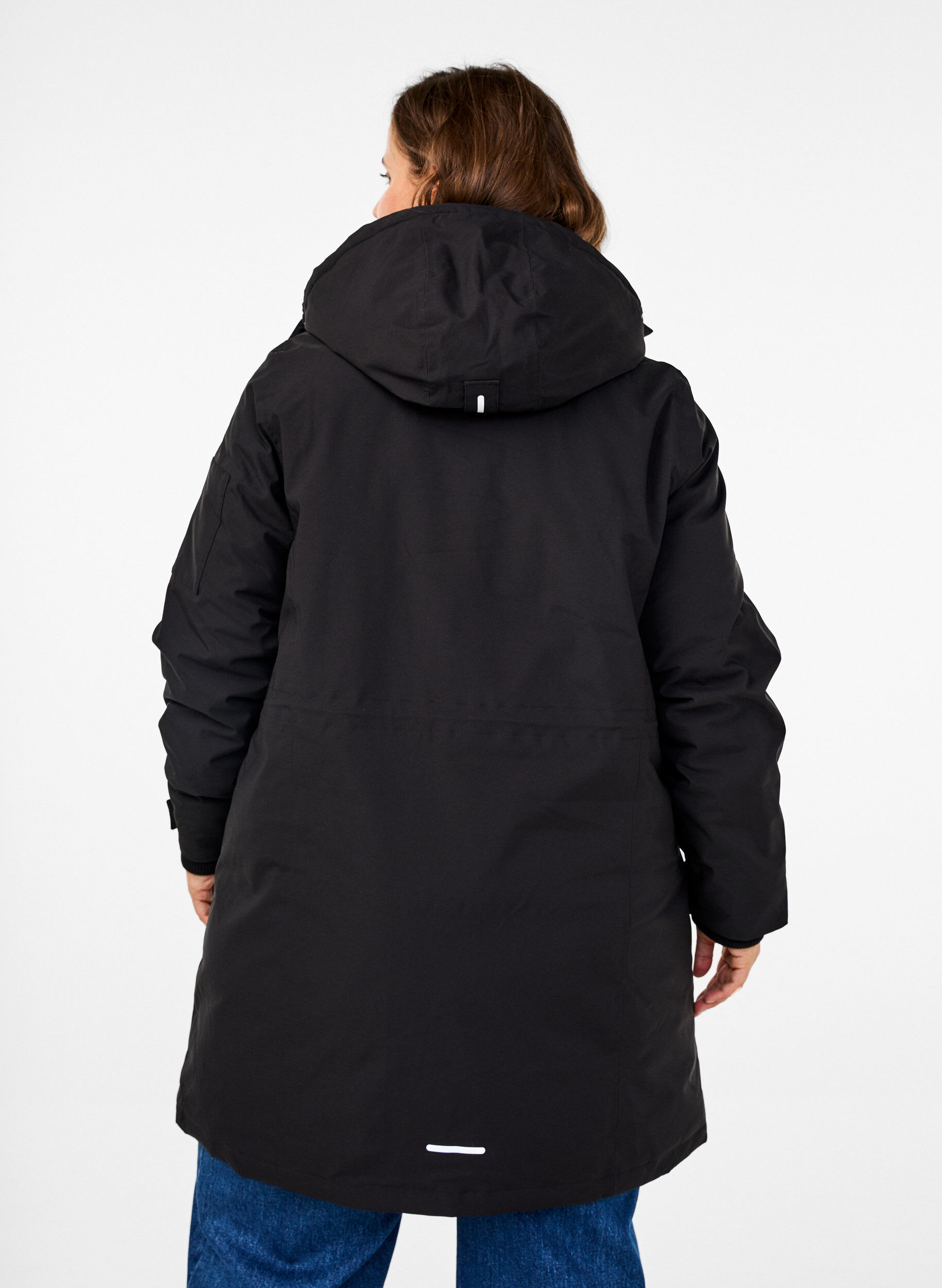ZizziPraktische Winterjacke mit Kapuze und Taschen, Schwarz, Model image number 2