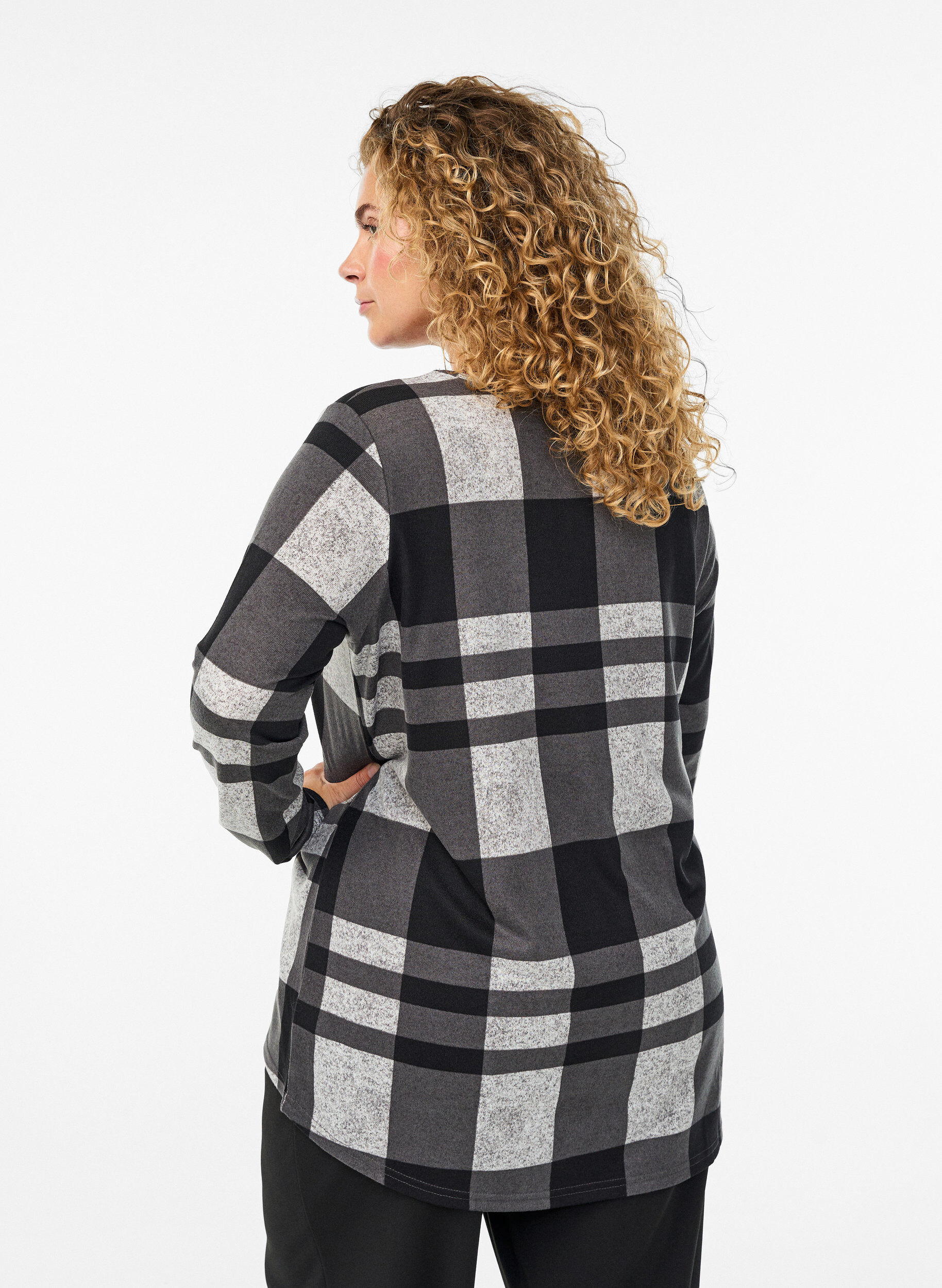 ZizziGemusterte Bluse mit langen &Auml;rmeln, Grau, Model image number 2