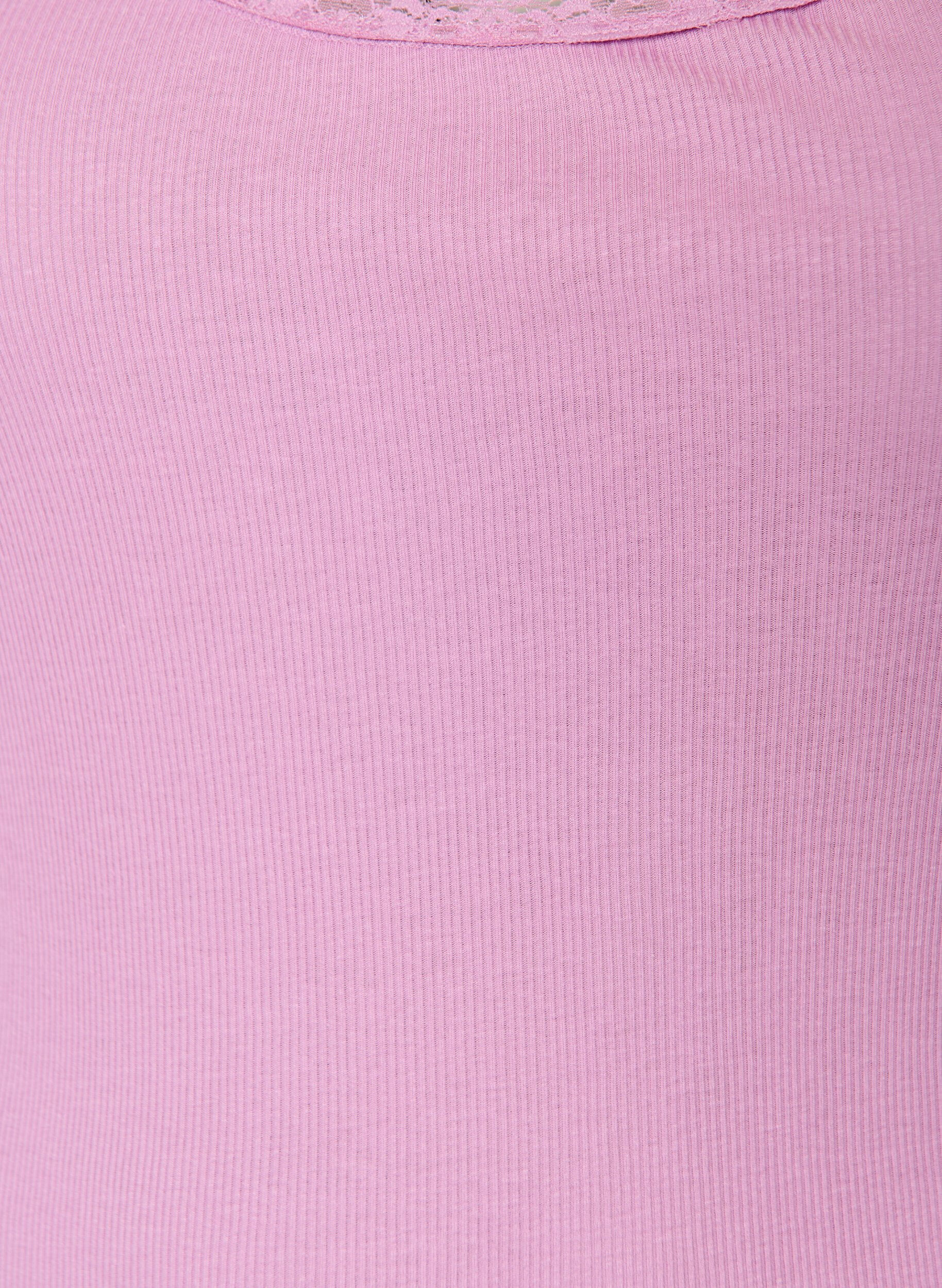 ZizziTop mit Spitzensaum, lila, Packshot image number 2