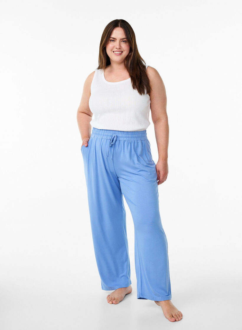 Lockere Nachthose aus Viskose-Jersey mit Taschen, Blau, Model image number 0