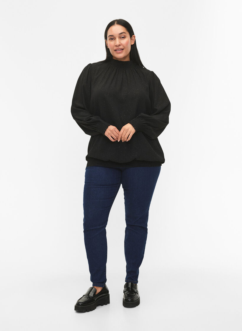 FLASH – Langärmelige gesmockteBluse mit Glitzer-Details	, Black w. Silver, Model image number 2