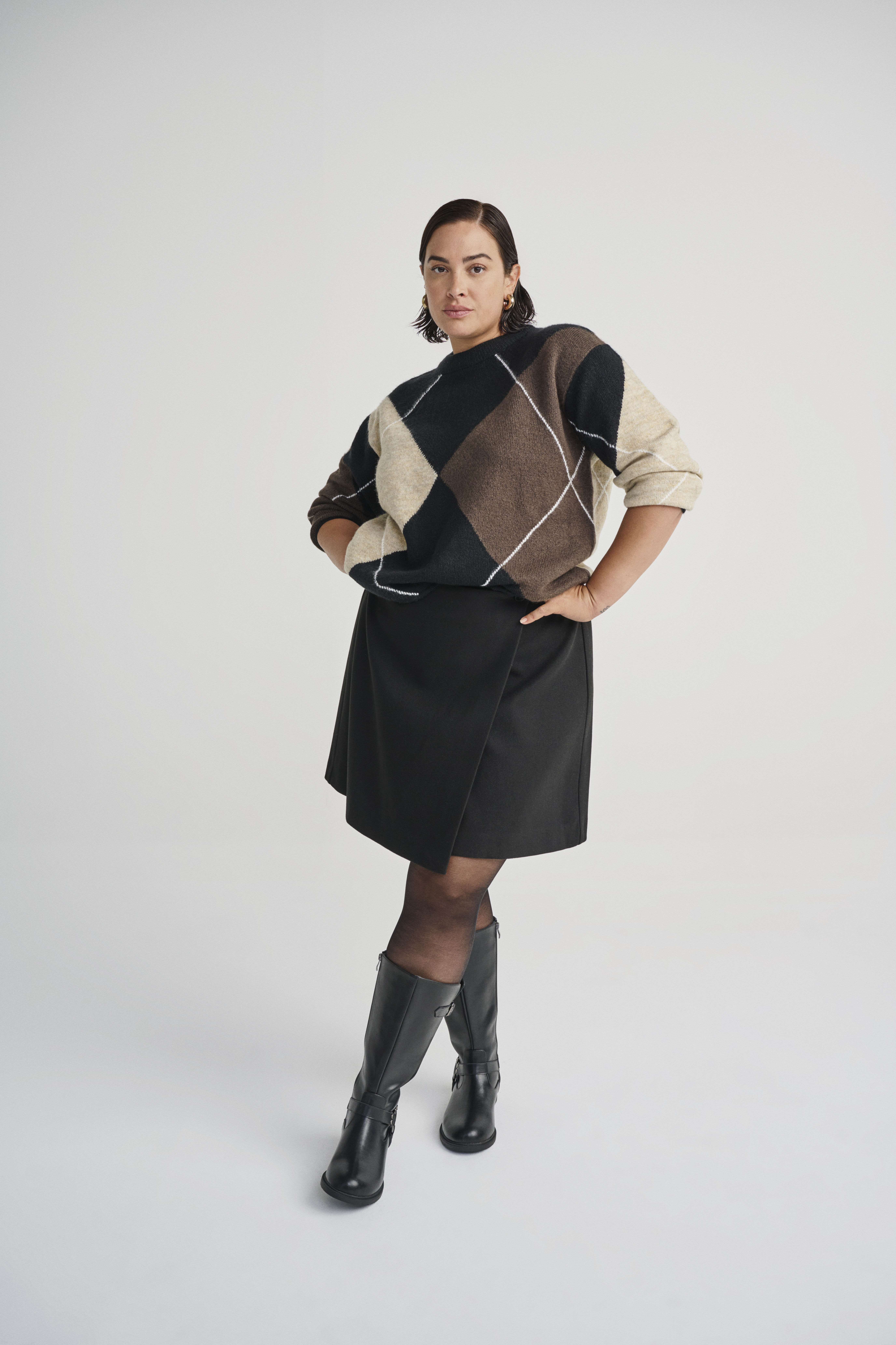 ZizziStiefel aus Leder mit Schnalle, , Model