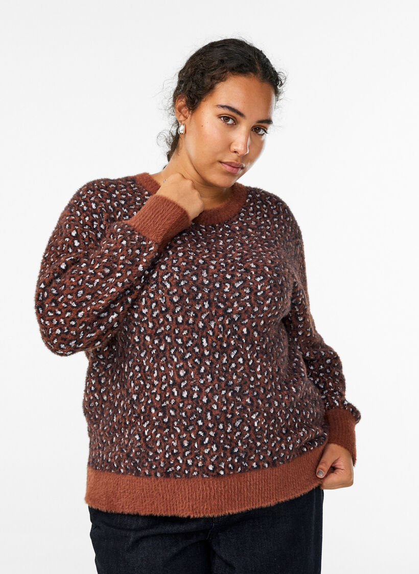 Strickpullover mit Animalprint und flauschigem Finish, Rot, Model