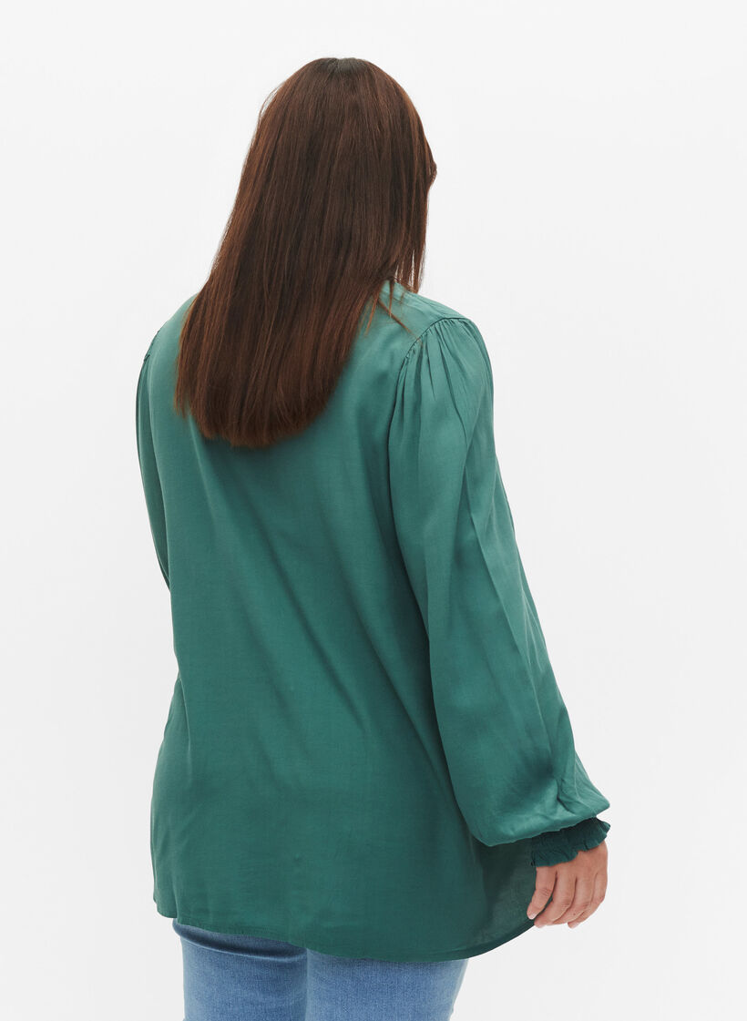 Langärmlige Bluse aus Viskose, Sea Pine, Model image number 1