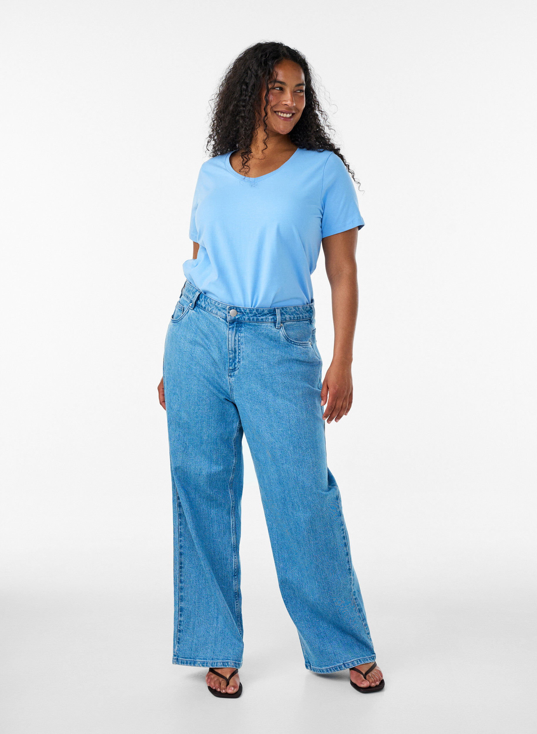 ZizziEinfarbiges basic T-Shirt aus Baumwolle, Blau, Model image number 1