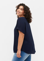 Bluse mit kurzen Ärmeln und Rundhalsausschnitt, Navy Blazer, Model