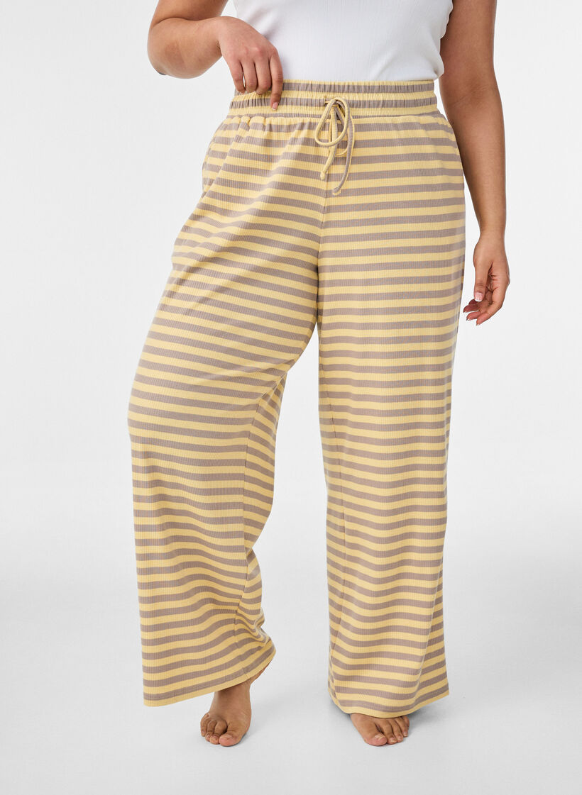 Gestreifte Schlafanzughose mit hoher Taille und weiten Beinen, Gelb, Model image number 2