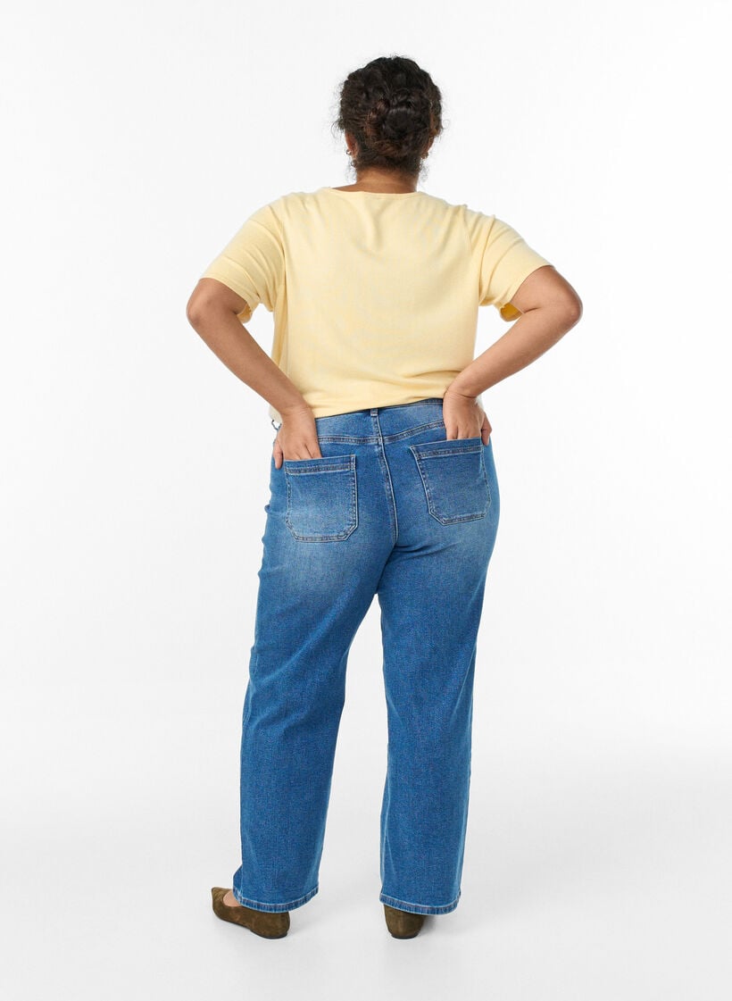Jeans mit Vordertaschen und geraden Beinen, Blau, Model image number 1