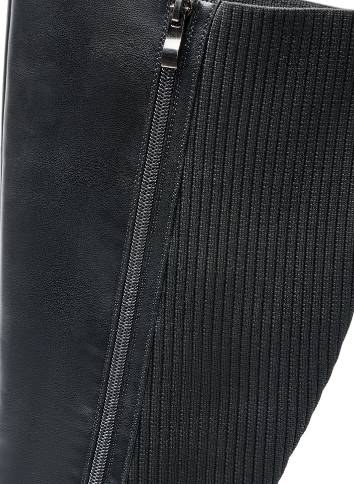 Langschaftstiefel mit Ripp-Eins&auml;tzen, Schwarz, Packshot image number 4