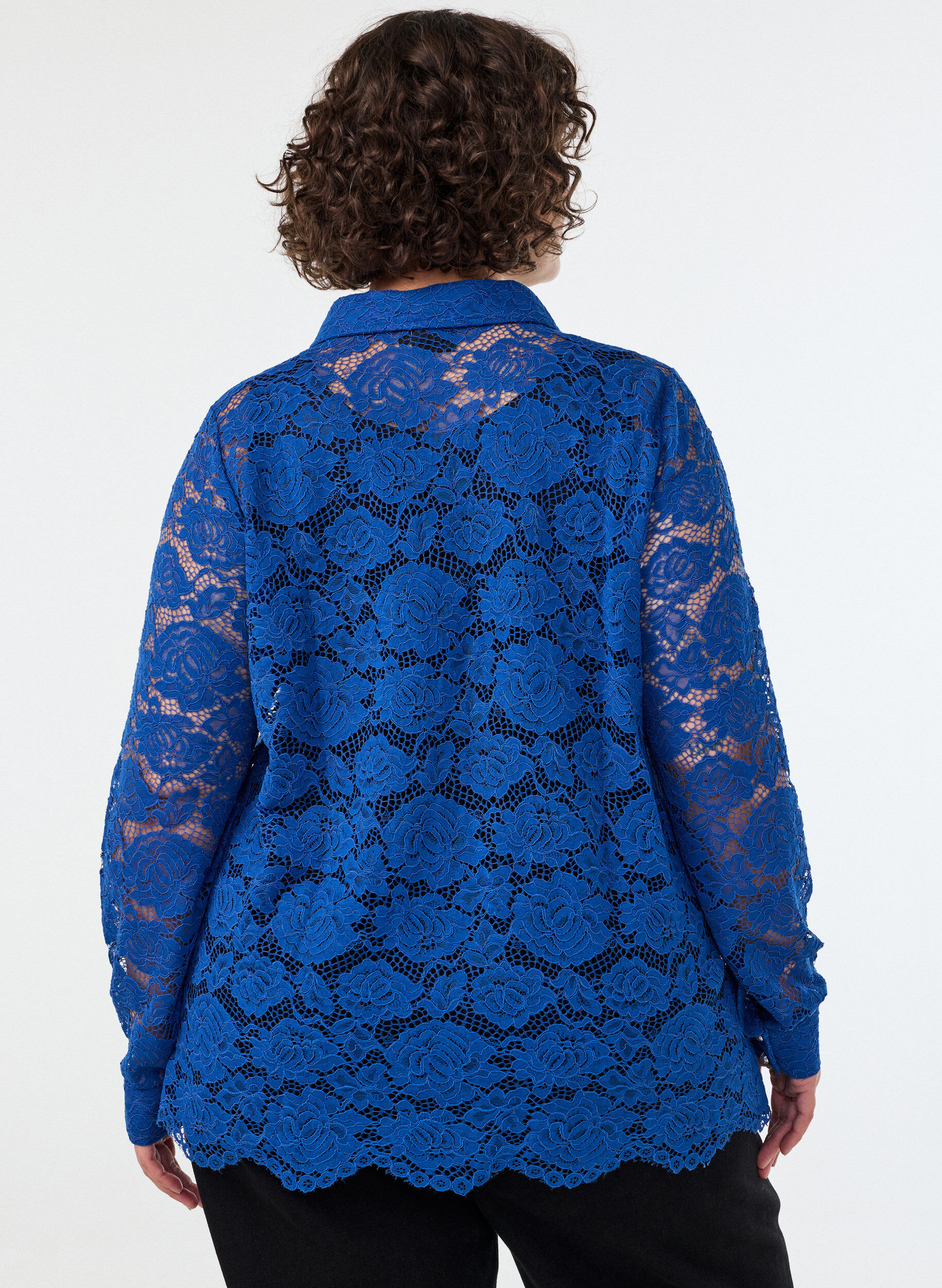 ZizziSpitzenbluse mit Perlenkn&ouml;pfen, Blau, Model image number 2