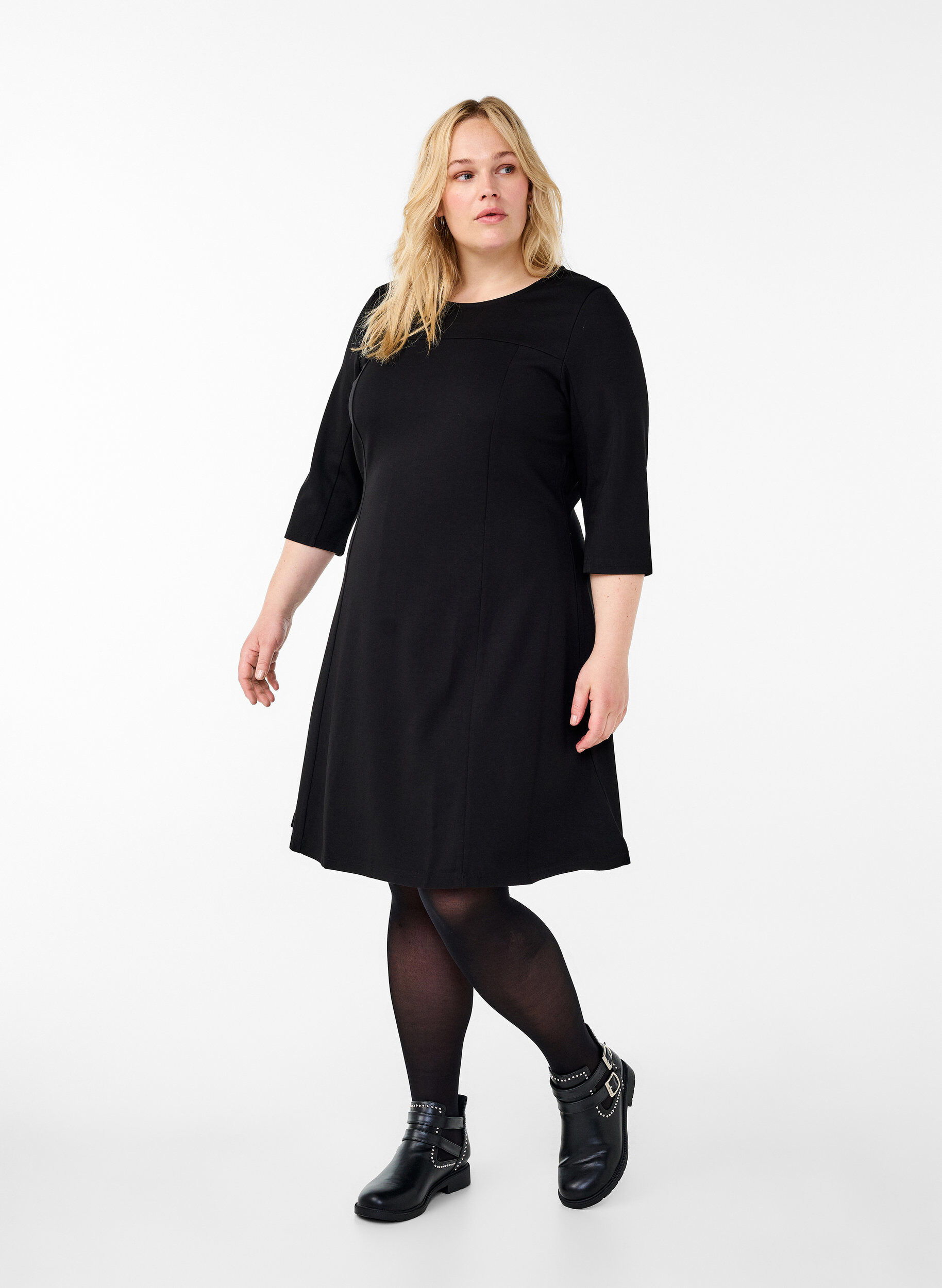 ZizziA-f&ouml;rmiges Kleid mit 3/4-&Auml;rmeln, Schwarz, Model image number 1