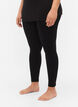 Nahtlose Basic-Leggings, Schwarz, Model image number 3