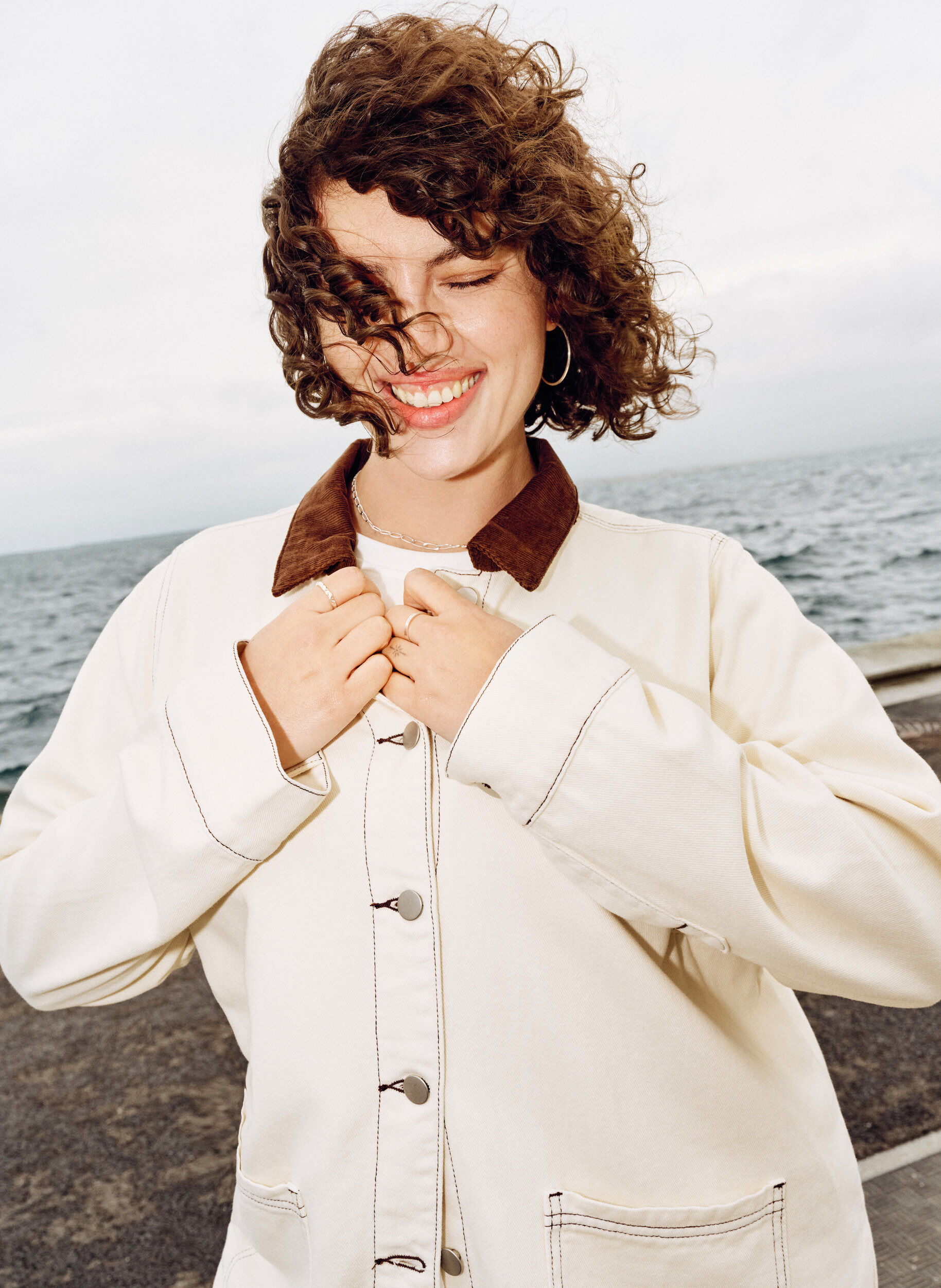 ZizziFarbige Jeansjacke mit Kontrastkragen, Vanille, Image image number 0