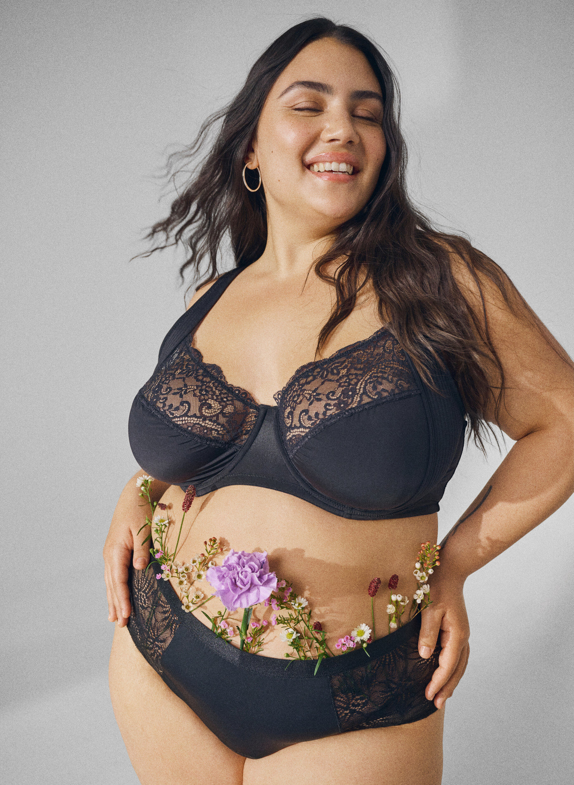 ZizziPeriodenunterhose mit Spitze und normaler Taille, Black, Image image number 0