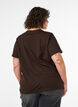 T-Shirt aus Bio-Baumwolle mit Frontprint, Braun, Model image number 2