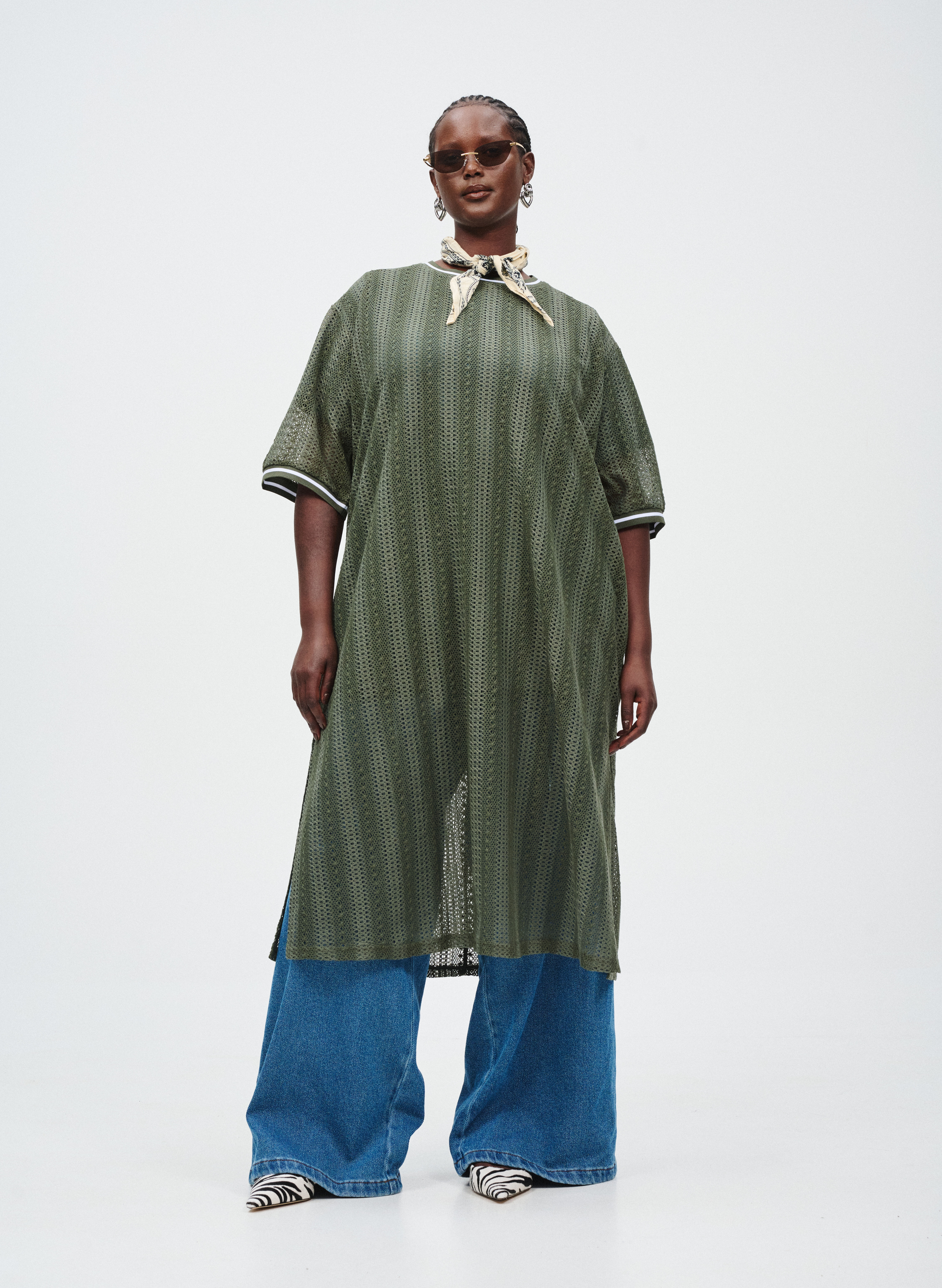 Kleid mit Spitzenmuster, , Model