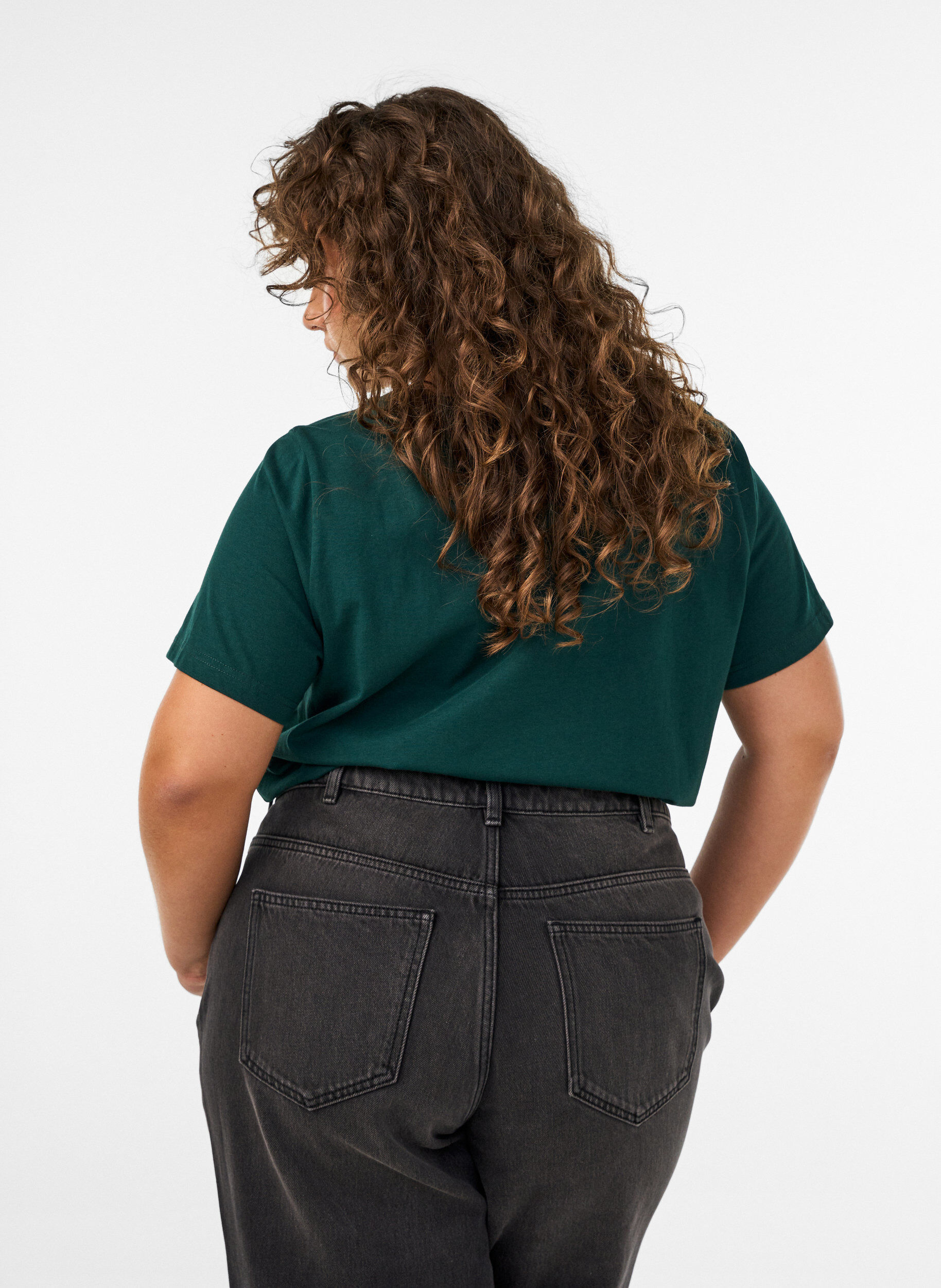 ZizziWeihnachts-T-Shirt aus Bio-Baumwolle, Gr&uuml;n, Model image number 2